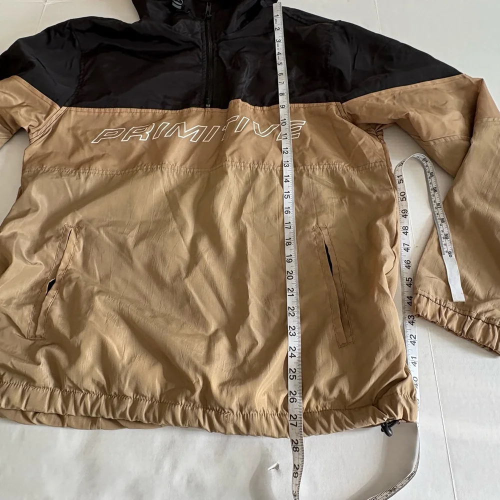 Men's Primitive Gold Pack Levels Anorak Jacket size medium gold black pullover